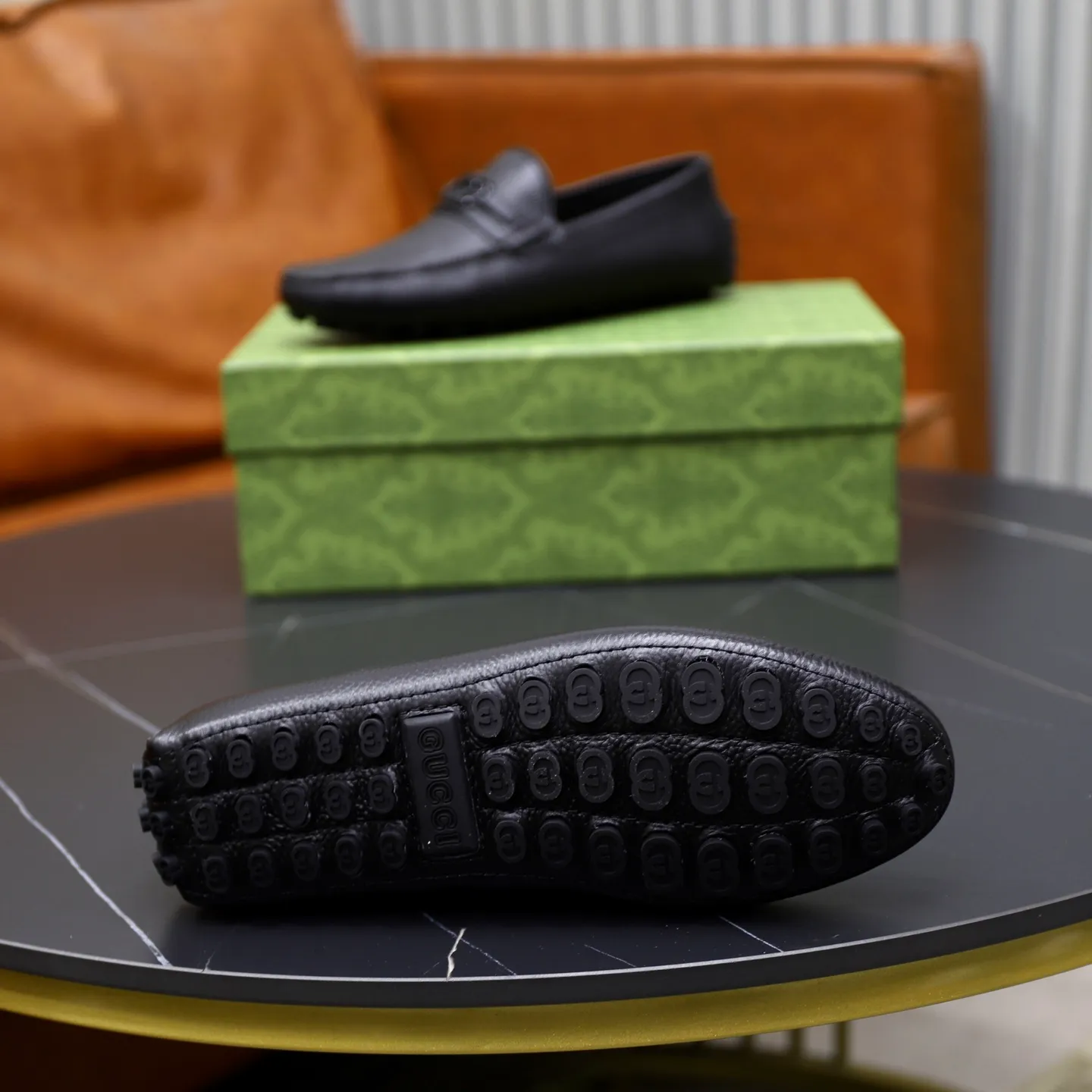 Ex-factory price: 460💰[GUCCI] Gucci ⚠️High-end men’s driving and pedal series ⚠️38-44 (customized for 45) ⚠️All original cowhide leather! Thick and soft! Made entirely of calfskin lining! Rubber sheet anti-slip beanie sole! Three-dimensional package technology! Fashionable and classic! Handicrafts! Original high quality! Feel free to compare!